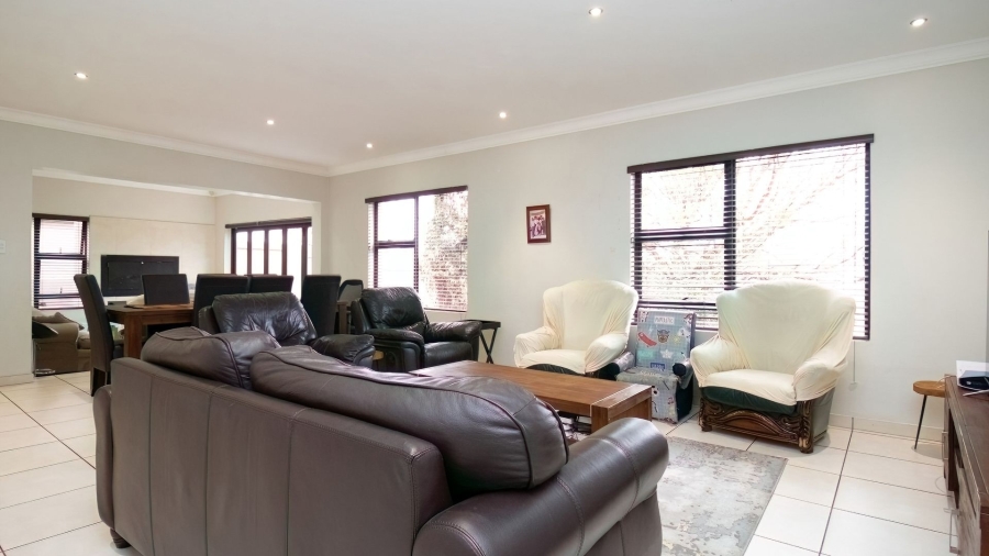 4 Bedroom Property for Sale in Boschdal North West